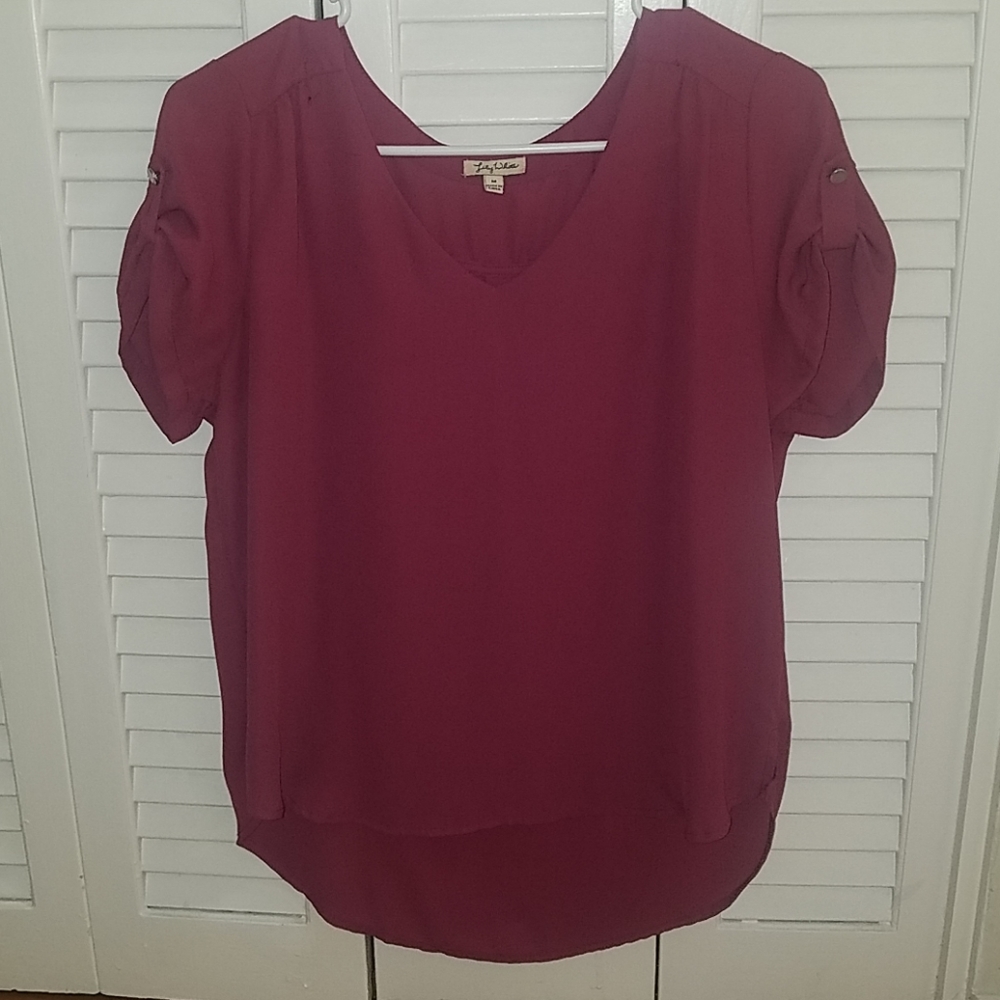 3/$15 Nwot maroon sheer top